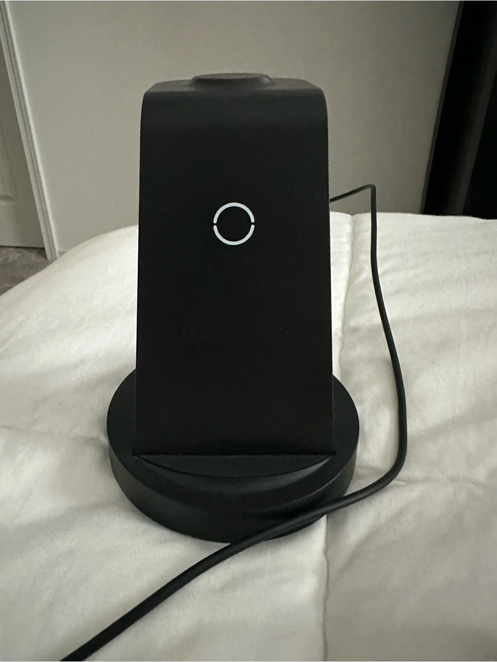Yichuhaoxi 3-in-1 Wireless Charging Station
